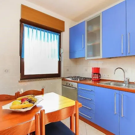 Apartament Lili 7